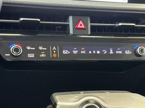 Used 2022 Kia EV6 Light image 18