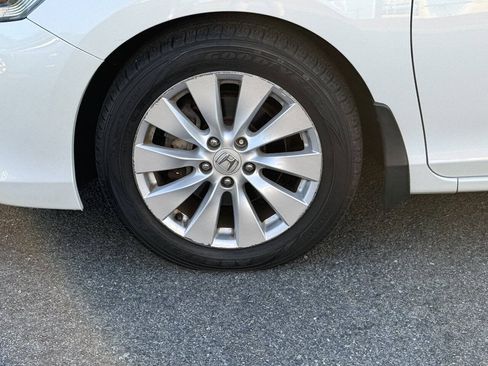 Used 2015 Honda Accord EX-L image 32
