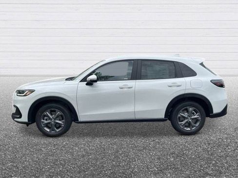 New 2026 Honda HR-V LX image 2