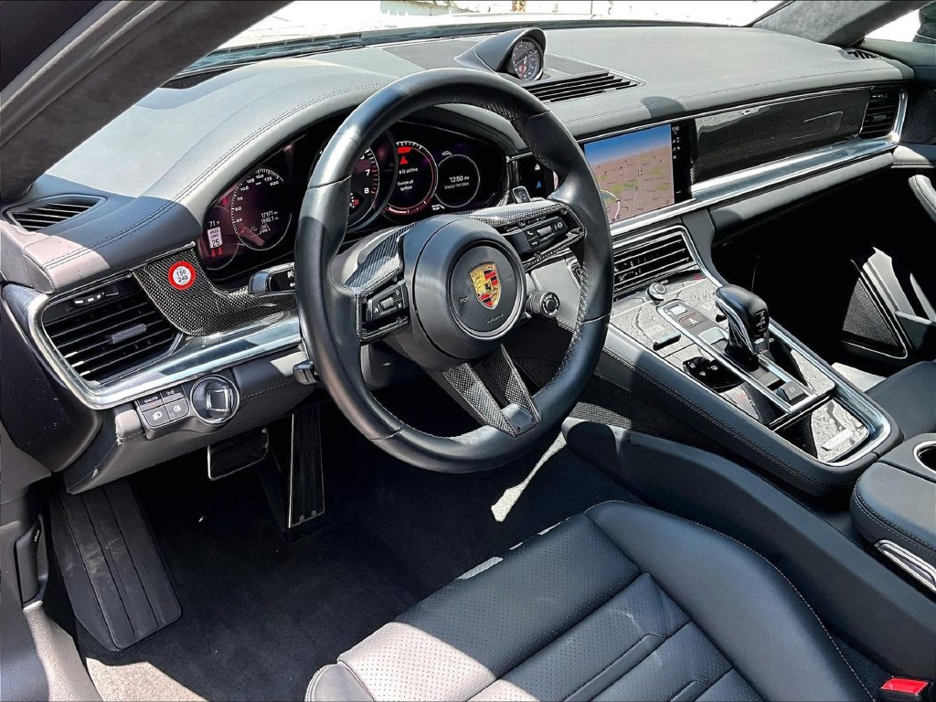 Used 2022 Porsche Panamera GTS AWD/4WD image 4