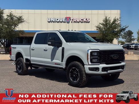 Used 2025 Ford F250 Lariat w/ Tremor Off-Road Package AWD/4WD image 4