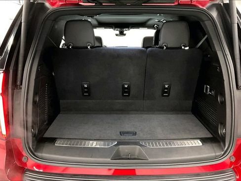 Used 2021 Chevrolet Tahoe High Country w/ Premium Package image 40