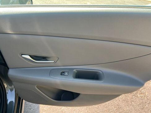 New 2026 Hyundai Elantra Sport FWD image 17