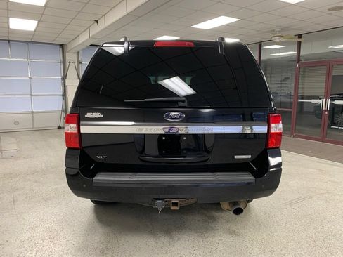 Used 2017 Ford Expedition XLT AWD/4WD image 5