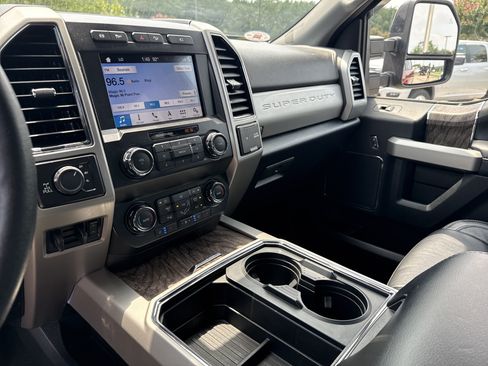 Used 2019 Ford F250 Lariat AWD/4WD image 26