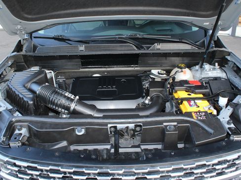 Used 2023 GMC Acadia Denali w/ Denali Ultimate Package image 14