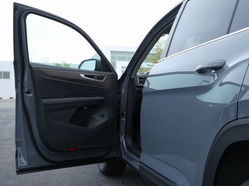 New 2026 Volkswagen Atlas SEL image 29