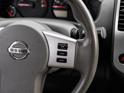 Used 2019 Nissan Frontier S image 14