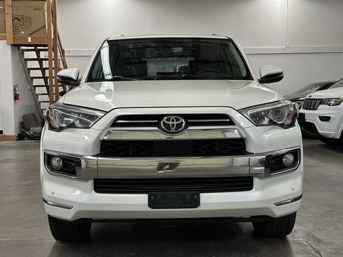 Used 2020 Toyota 4Runner Limited AWD/4WD image 7