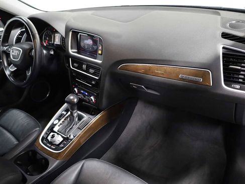 Used 2016 Audi Q5 2.0T Premium Plus w/ Technology Package image 6