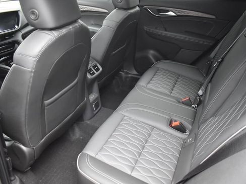 Used 2023 Buick Envision Avenir AWD/4WD image 27