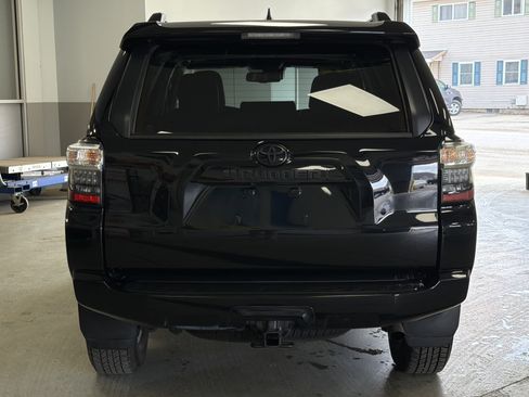 Used 2024 Toyota 4Runner SR5 Premium image 8