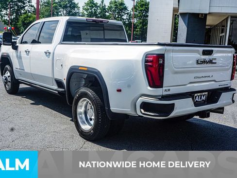 Used 2024 GMC Sierra 3500 Denali Ultimate AWD/4WD image 4