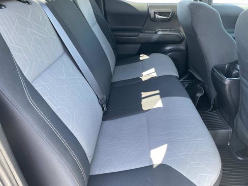 Used 2023 Toyota Tacoma TRD Off-Road image 23