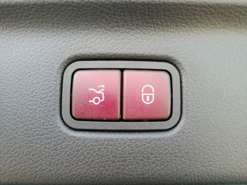 Used 2024 Mercedes-Benz S 580 4MATIC Sedan image 30