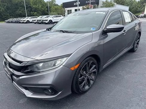 Used 2019 Honda Civic Sport image 3