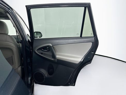 Used 2011 Toyota RAV4 Limited w/ Limited Extra Value Pkg image 28