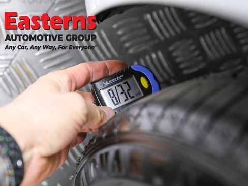 Used 2021 Tesla Model 3 Standard Range Plus image 23