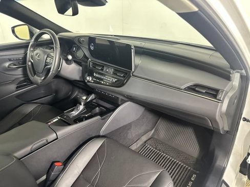 Used 2023 Lexus ES 350 Ultra Luxury w/ Accessory Package (Z2) FWD image 28