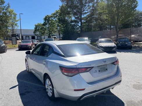 Used 2022 Nissan Sentra S w/ Trunk Package FWD image 3