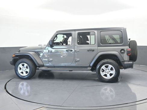 Used 2020 Jeep Wrangler Unlimited Sport S image 3