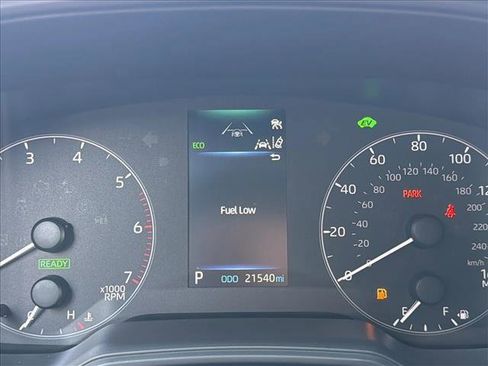 Used 2025 Toyota Corolla SE image 17