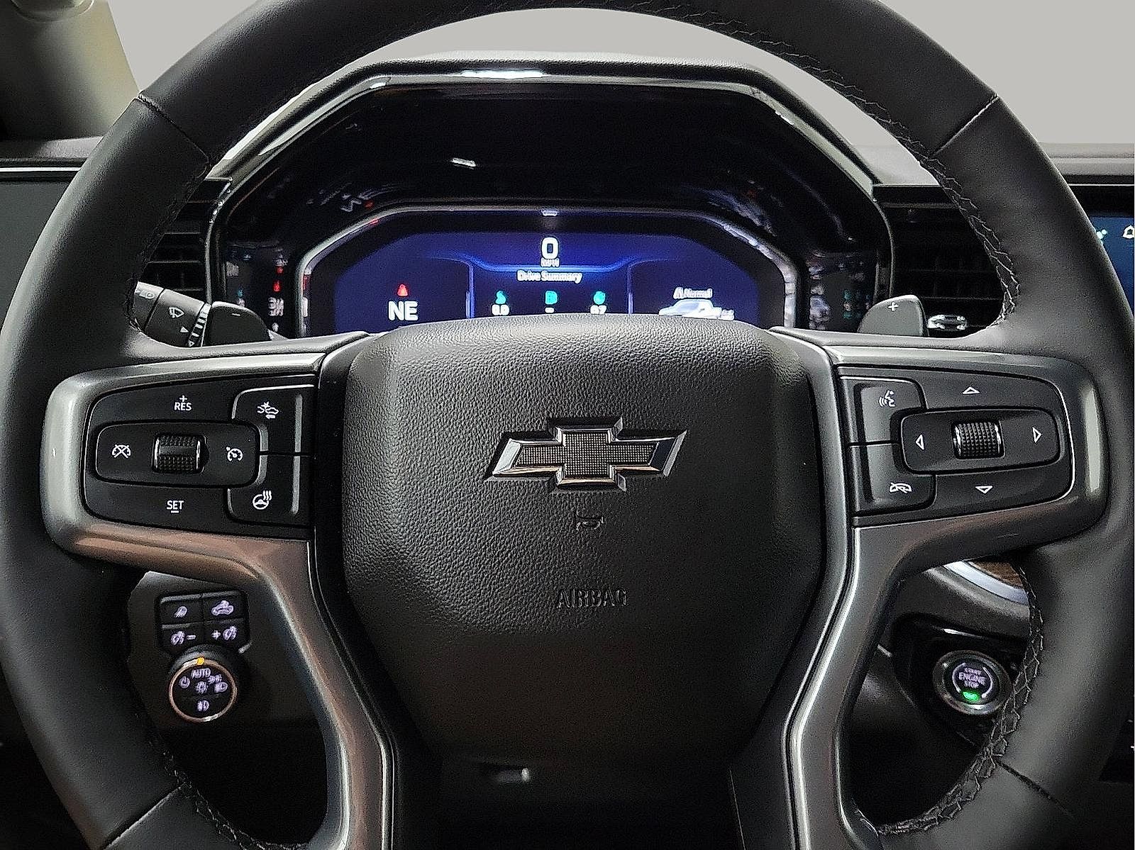 Used 2024 Chevrolet Silverado 1500 LT Trail Boss w/ LT Trail Boss Premium Package AWD/4WD image 16