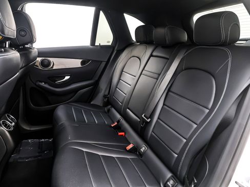 Used 2019 Mercedes-Benz GLC 350e 4MATIC image 8