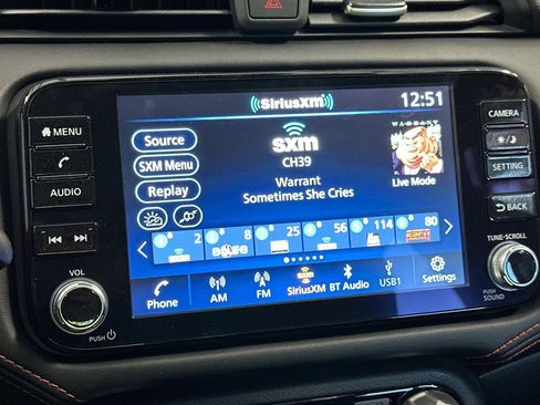 Used 2025 Nissan Versa SR w/ Trunk Package image 45