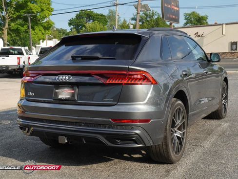 Used 2019 Audi Q8 Premium Plus w/ Premium Plus AWD/4WD image 7