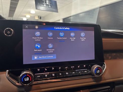 Used 2026 Chevrolet Colorado ZR2 AWD/4WD image 22