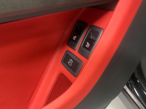 Used 2021 Rolls-Royce Cullinan image 49