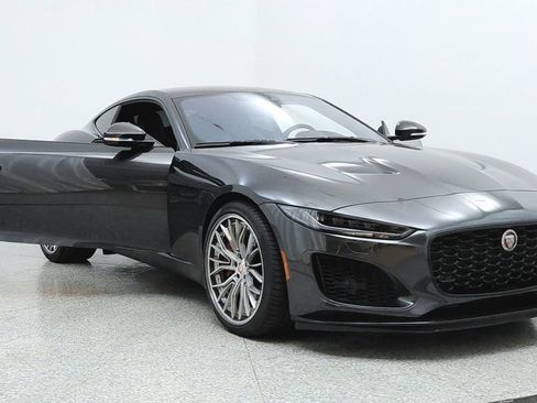 Used 2023 Jaguar F-TYPE Coupe image 12