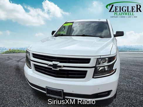 Used 2020 Chevrolet Tahoe Premier w/ RST 6.2L Performance Edition AWD/4WD image 9