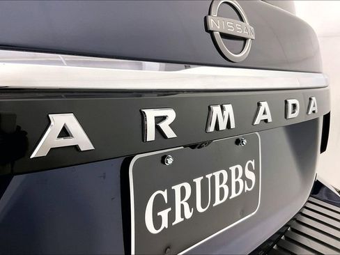 Used 2024 Nissan Armada Platinum w/ Cargo Package image 43