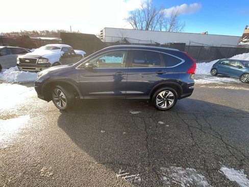 Used 2016 Honda CR-V Touring image 3