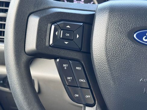 Used 2022 Ford F250 XL w/ Power Equipment Group image 8