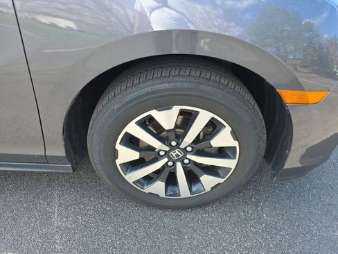 Used 2025 Honda Odyssey EX-L image 9