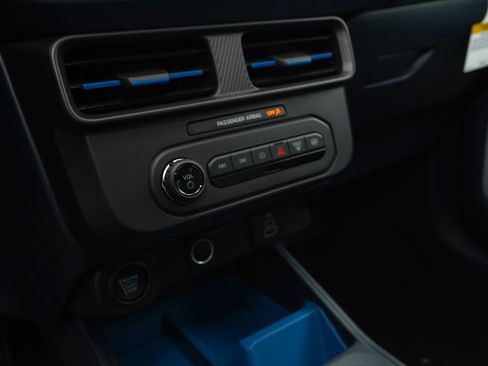 New 2025 Ford Maverick XLT w/ Equipment Group 301A image 20