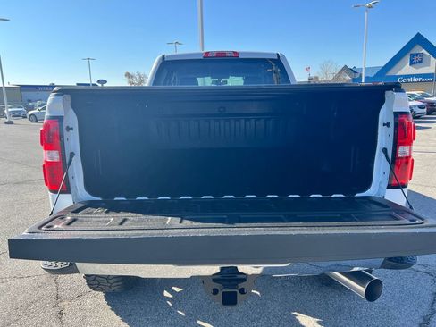 Used 2019 GMC Sierra 2500 SLT w/ Duramax Plus Package image 28