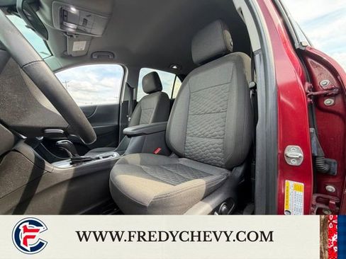 Used 2018 Chevrolet Equinox LT image 16