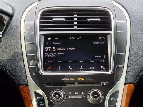 Used 2019 Lincoln Nautilus Reserve image 25