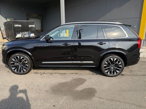 Used 2026 Volvo XC90 B6 Plus w/ Protection Package Premier image 3