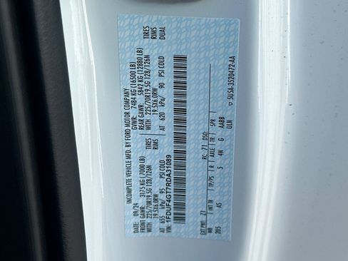 Used 2024 Ford F450 XL image 25