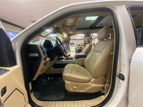 Used 2017 Ford F250 Lariat w/ Lariat Ultimate Package image 16