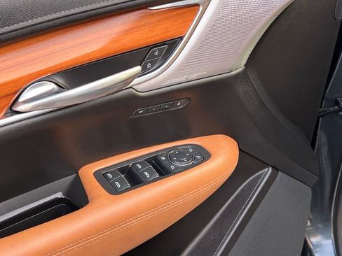 Certified 2021 Cadillac XT5 Premium Luxury w/ LPO, Floor Liner Package image 6