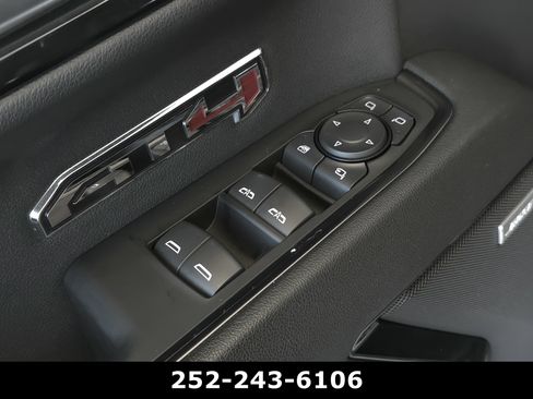 Used 2024 GMC Sierra 1500 AT4 w/ Technology Package AWD/4WD image 27