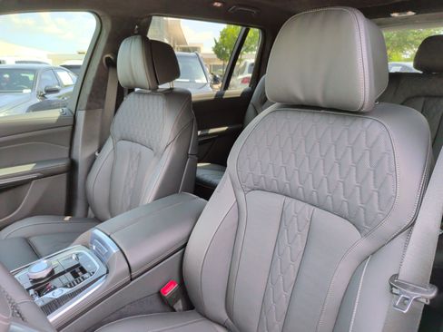 New 2027 BMW X7 xDrive40i w/ Executive Package AWD/4WD image 26