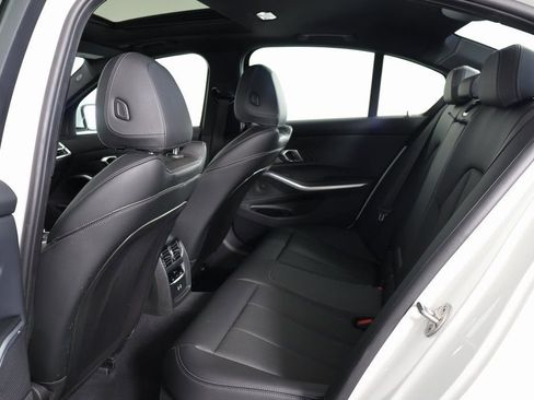 Used 2025 BMW 330i 330i w/ Convenience Package image 11