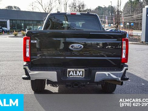 Used 2025 Ford F250 XLT image 11
